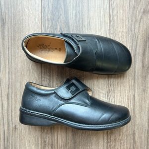 Portofino Black Velcro Ortho Friendly Loafer